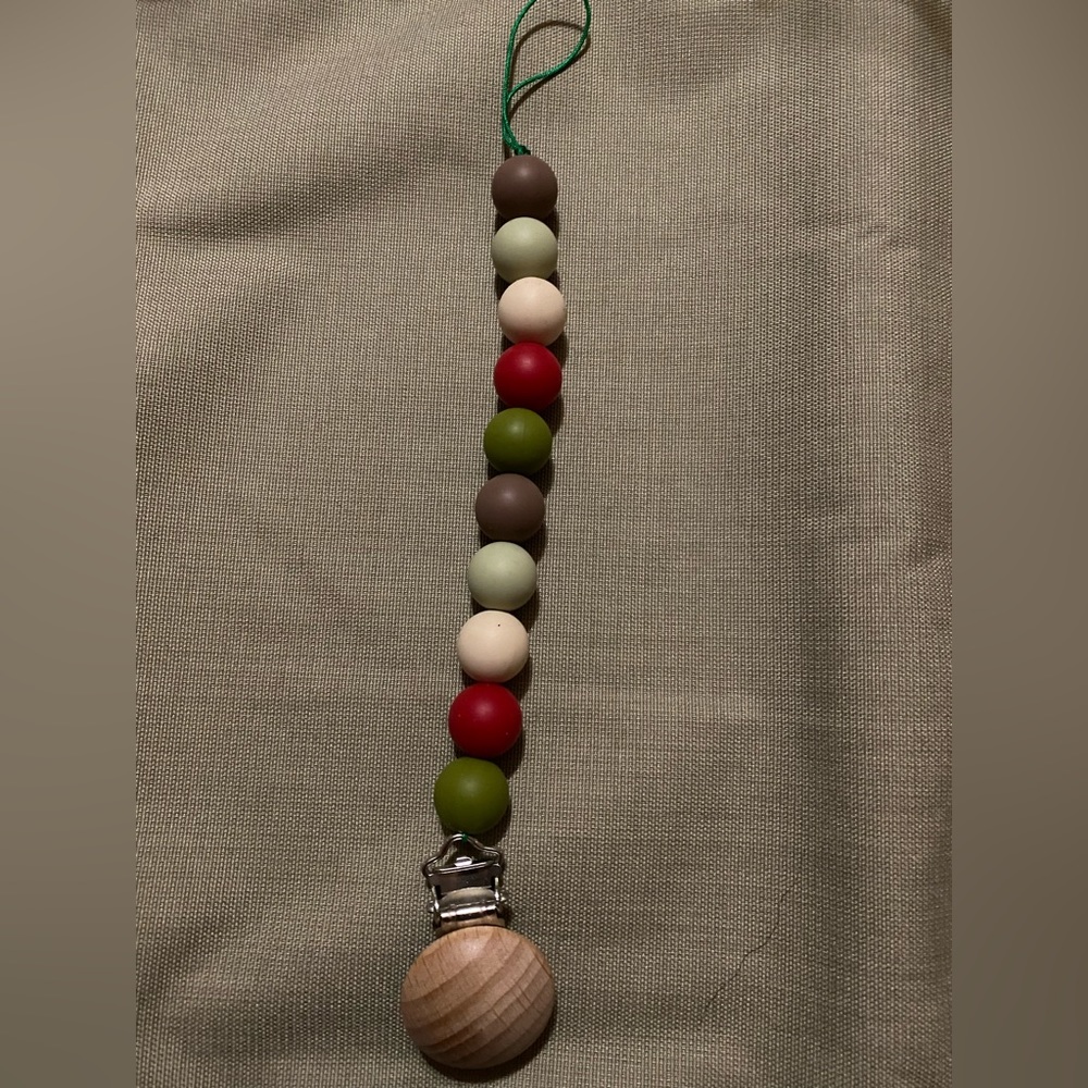 Cozy earth holder